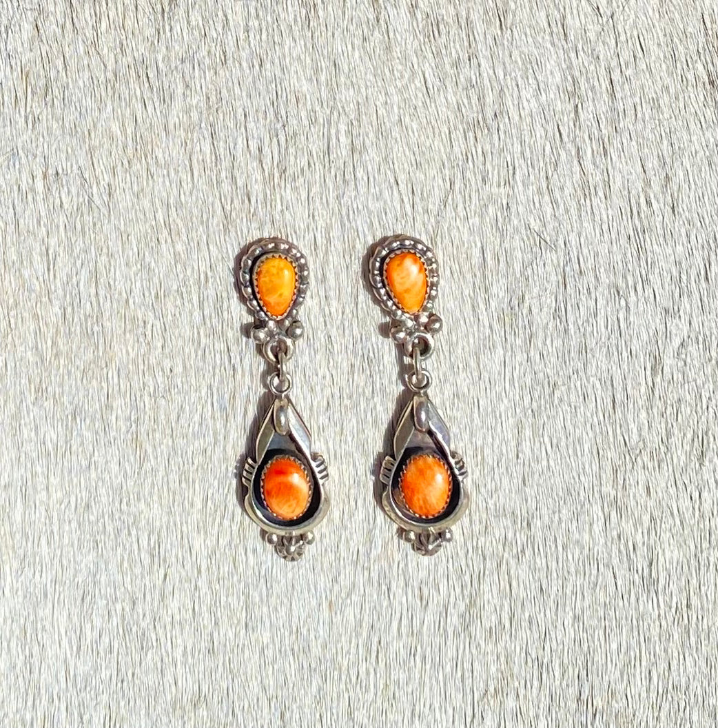 Spiny Oyster Earrings