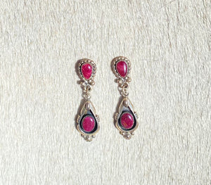 Spiny Oyster Earrings