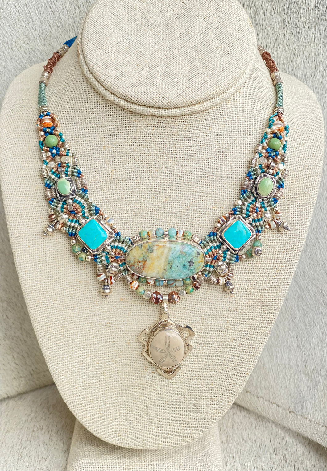 Macramé Pendant Choker Jasper/Urchin