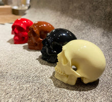 Load image into Gallery viewer, Snooker Ball Skull Carving

