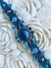 Load image into Gallery viewer, Beaded Macramé Bracelet by Isha Elafi SB11207
