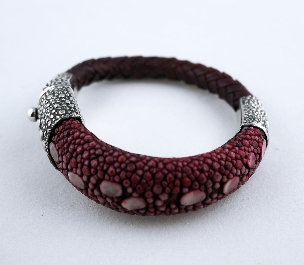 Hand-crafted Red Narrow Stingray & Silver Bracelet