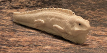 Load image into Gallery viewer, Lizard Carving
